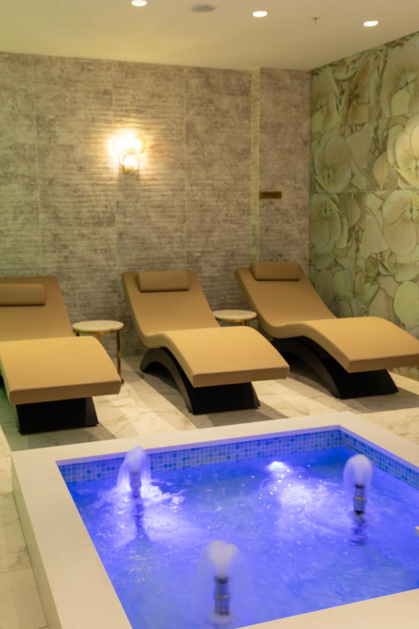 Hallmark Hotel & Spa Истанбул Екстериор снимка