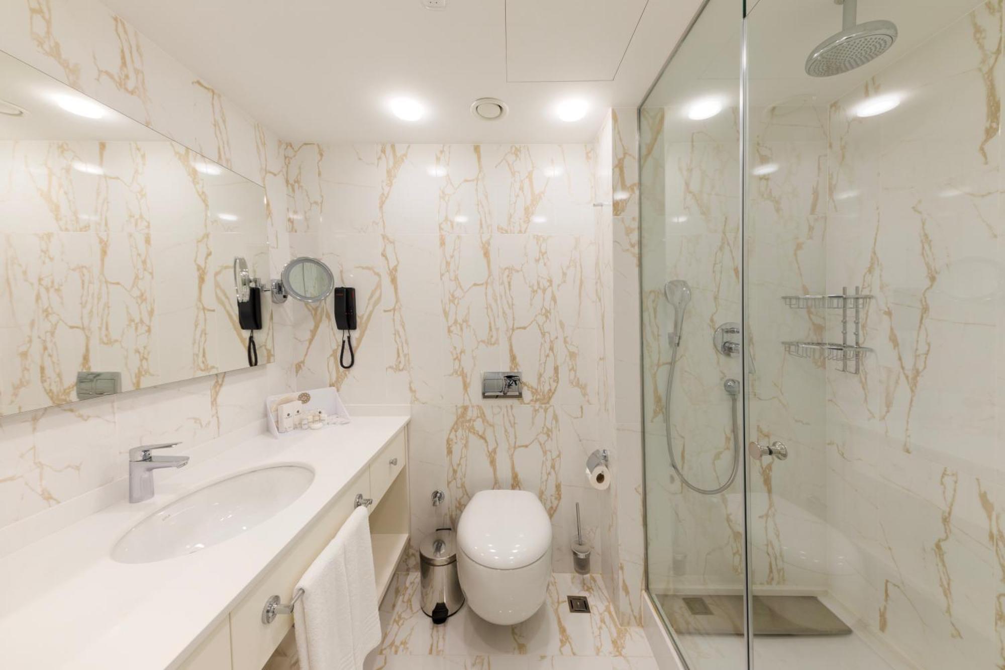 Hallmark Hotel & Spa Истанбул Екстериор снимка